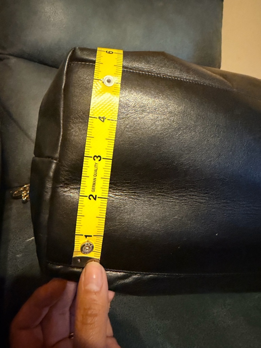 XL Vintage CHANEL Black Quilted Leather Tote with Gold Chain and CC Charm - Picture 10 of 17